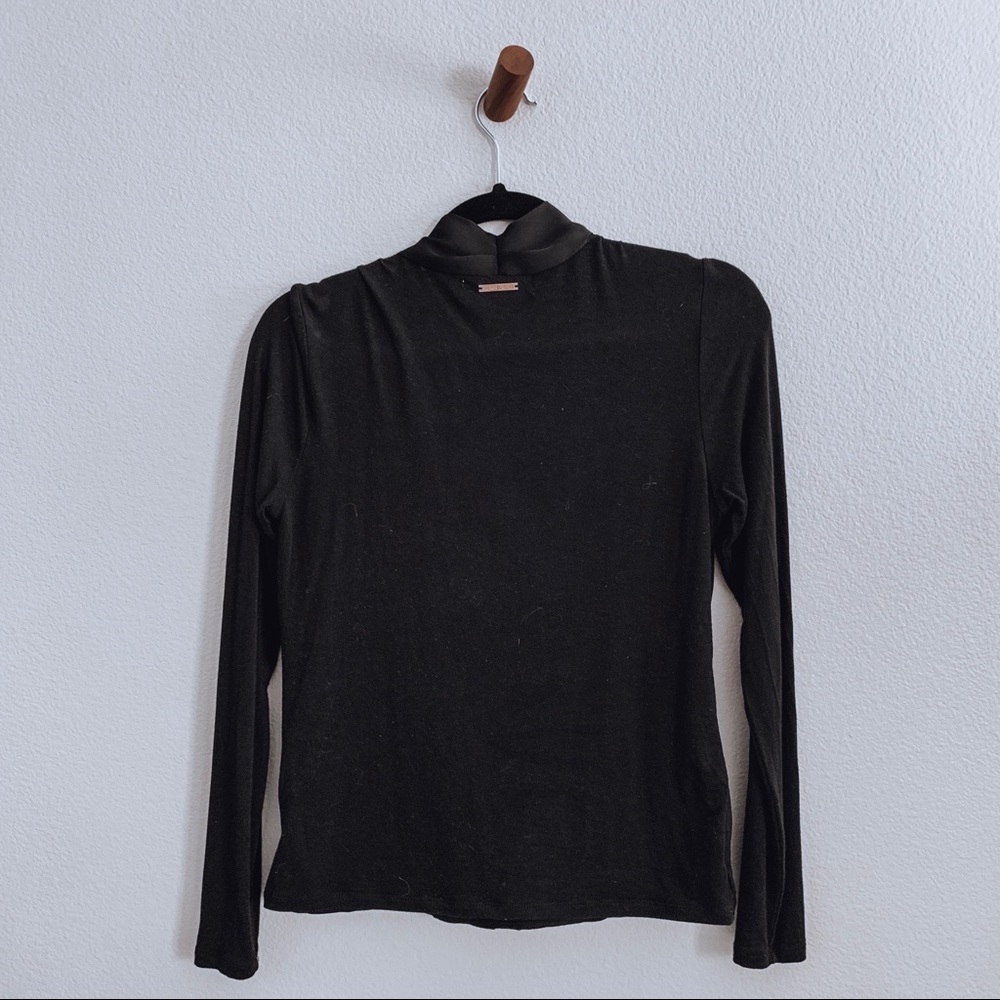 Michael Kors surplice blouse black long sleeve - Picture 3 of 6